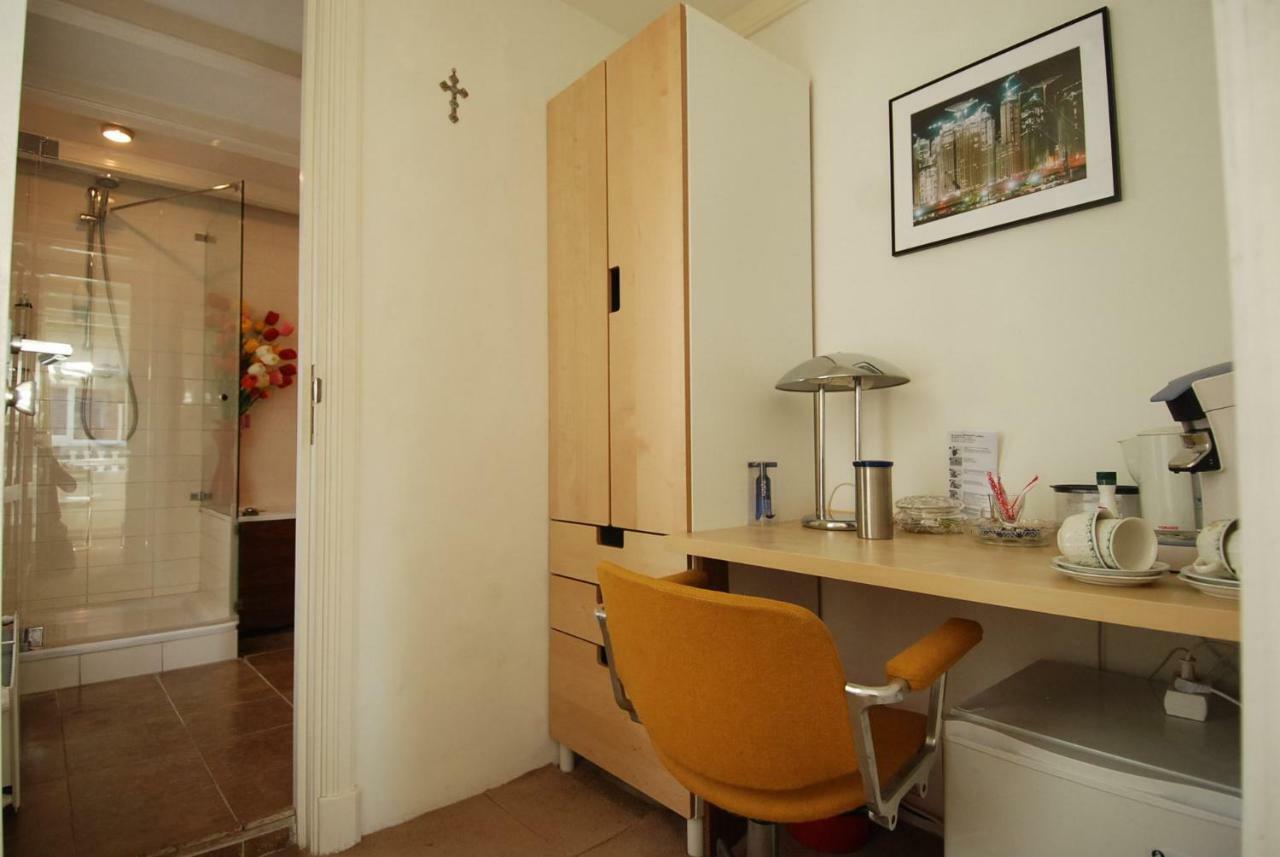 B&B Jordaan Corner Amesterdão Quarto foto